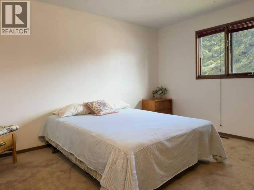 37 Everdell Drive — photo 16 of 40