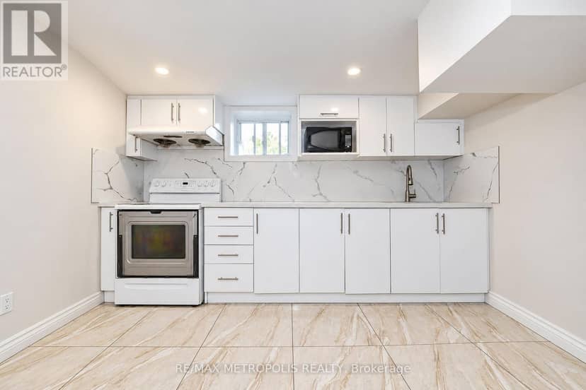 46 Miramar Crescent — photo 17 of 24