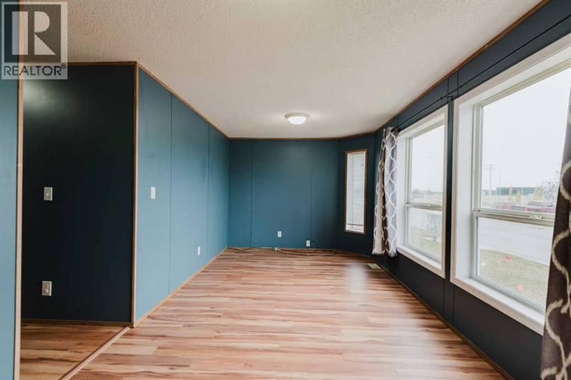 10809 96 Street — photo 15 of 34