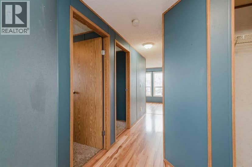 10809 96 Street — photo 27 of 34