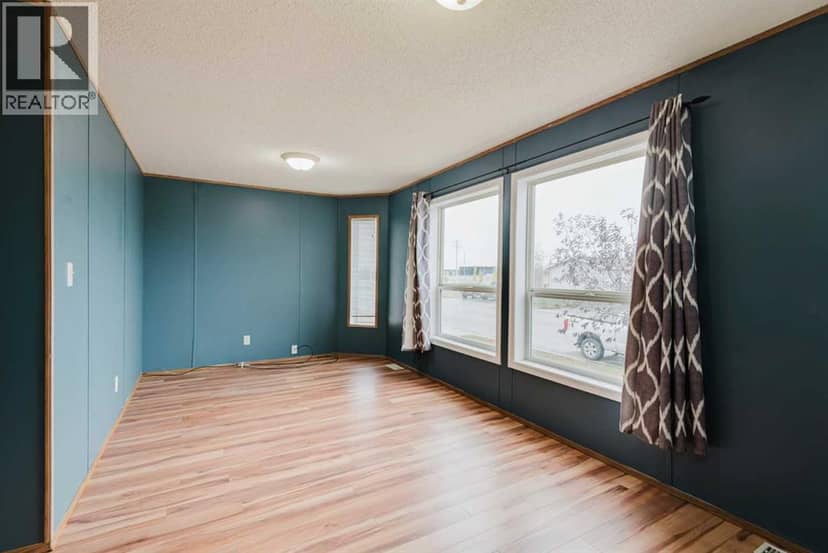 10809 96 Street — photo 14 of 34