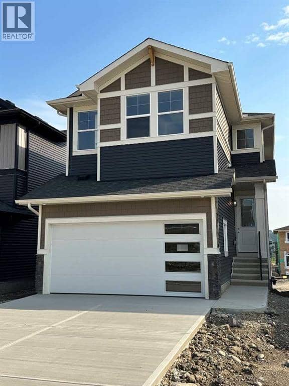 16 Topaz Place, Cochrane