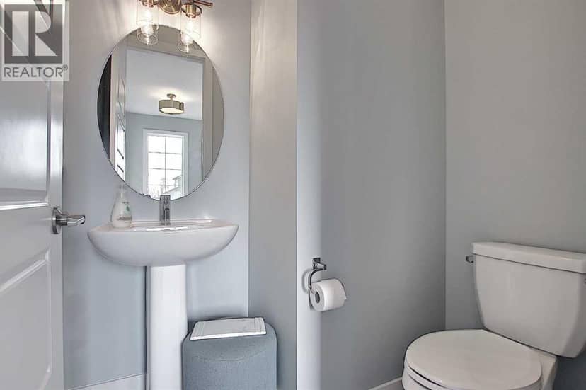 16 Topaz Place — photo 17 of 40