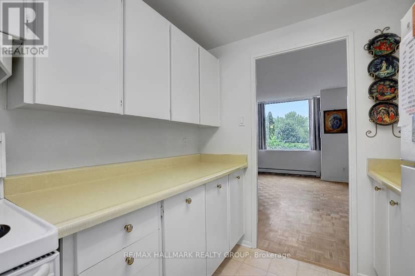 110 - 2625 Regina Street — photo 11 of 21