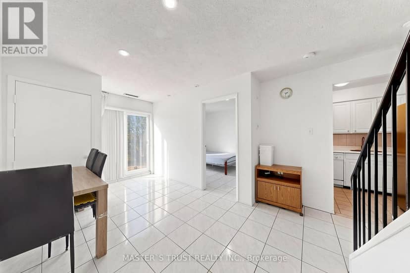 229 - 165 Cherokee Boulevard, Toronto, photo 7