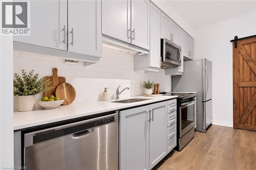 4040 UPPER MIDDLE Road Unit# 318 — photo 14 of 32
