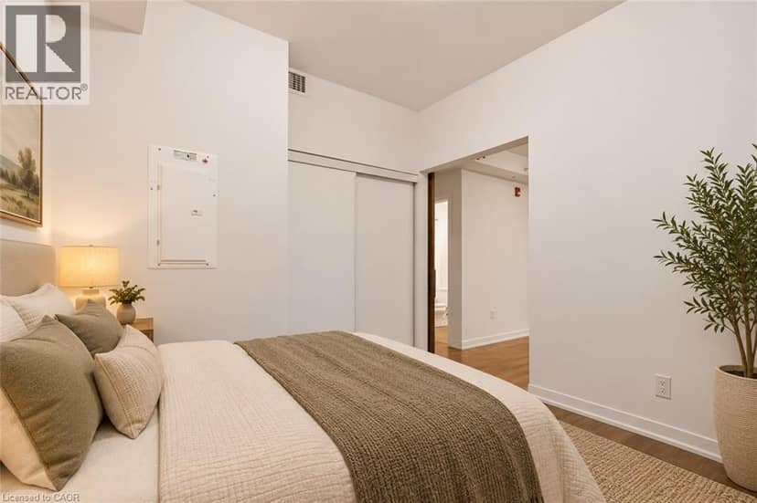 4040 UPPER MIDDLE Road Unit# 318 — photo 25 of 32