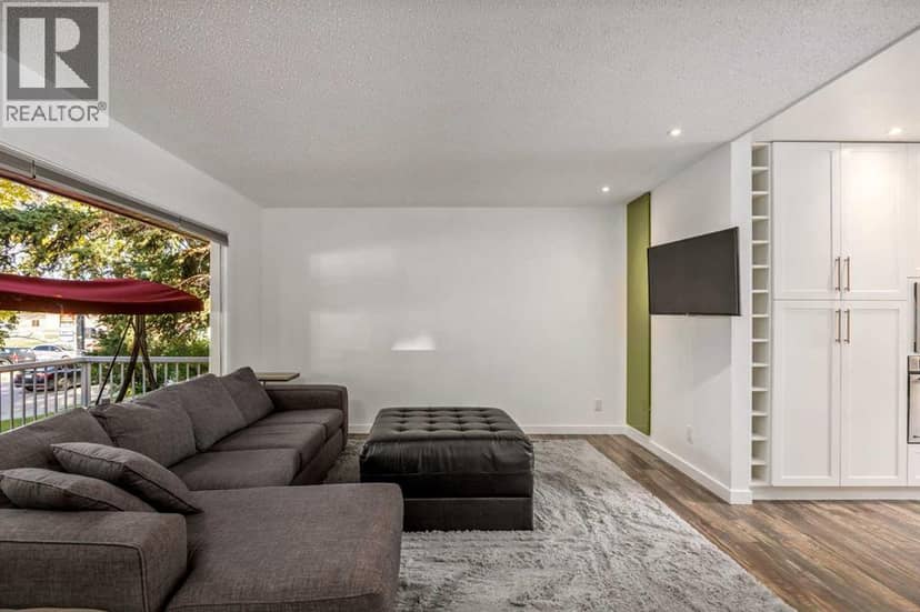 4711 26 Avenue SW, Calgary, photo 5