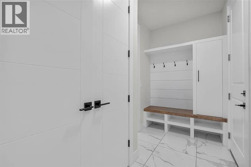 45 Waterford Terrace  W — photo 15 of 38
