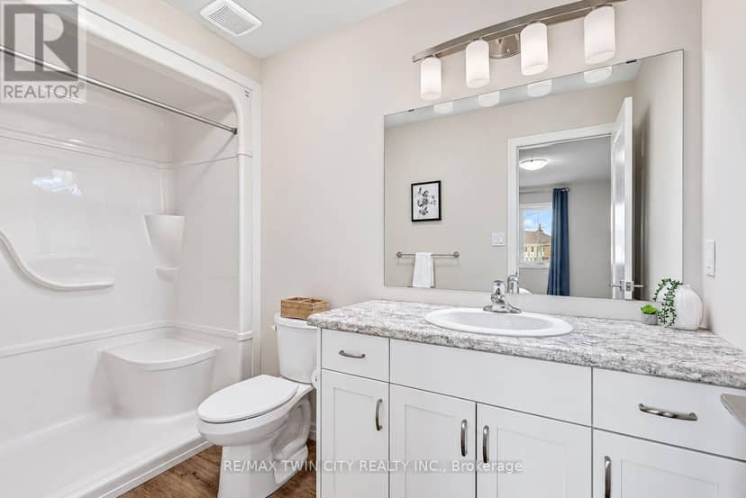 224 Renaissance Drive — photo 34 of 40