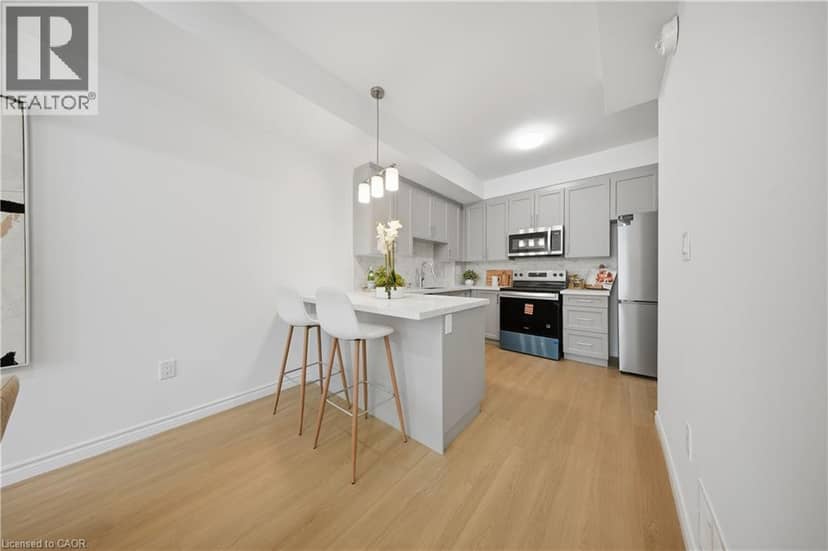 2 SLESSOR Boulevard Unit# 10 — photo 15 of 40