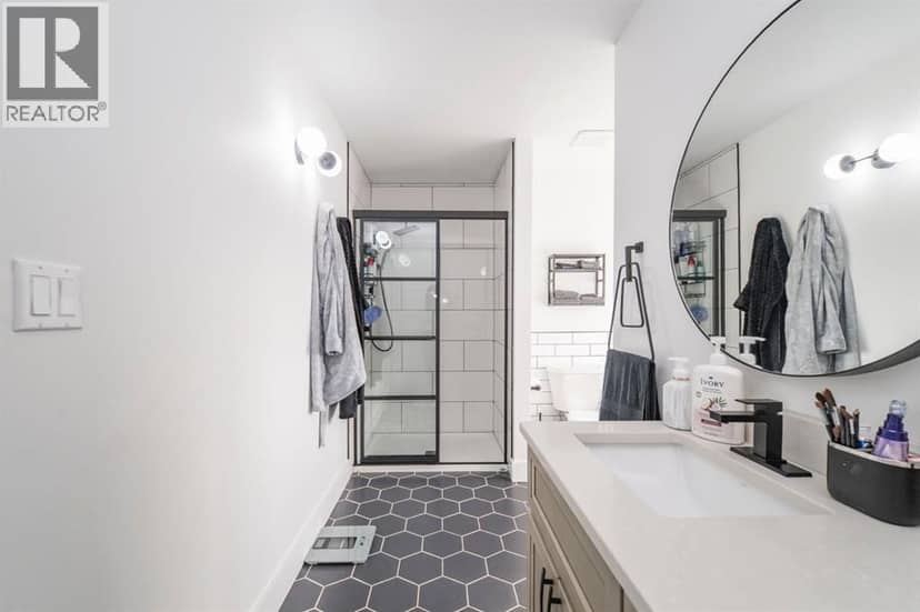174 St. Laurent Way — photo 27 of 40