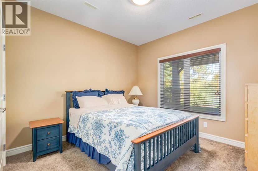 206 Waterside Court — photo 37 of 40
