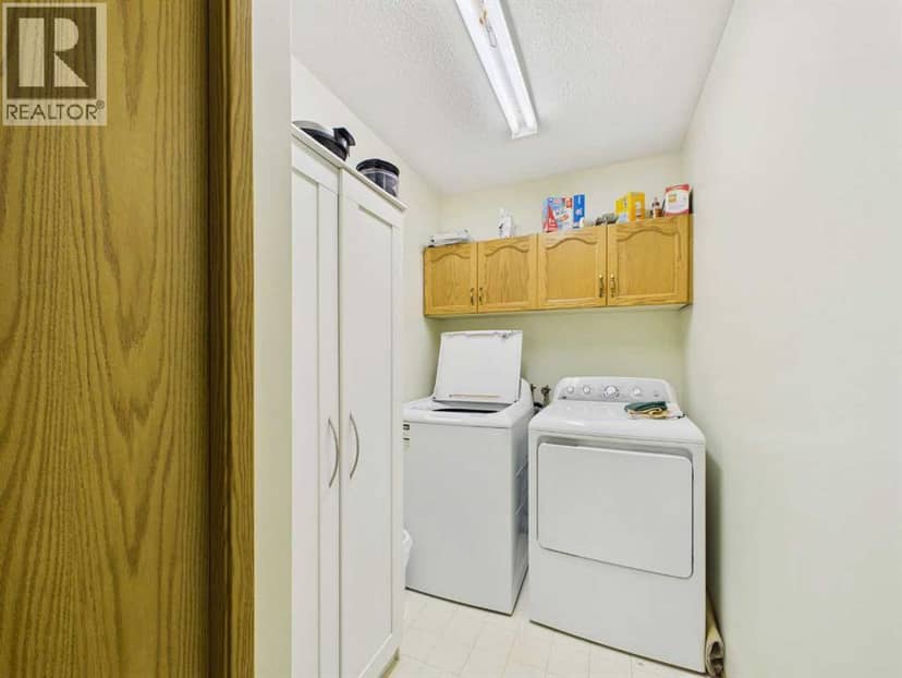 63 Ellis Street — photo 15 of 37
