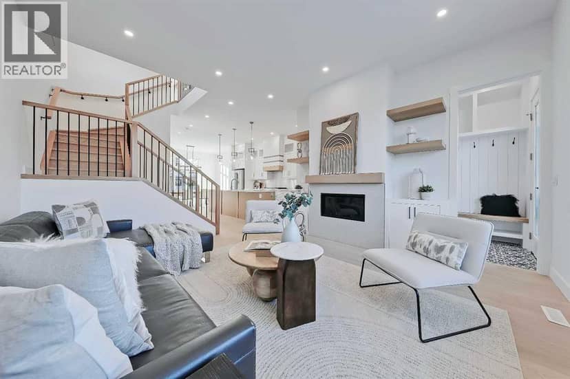 3538 43 Street SW — photo 16 of 40