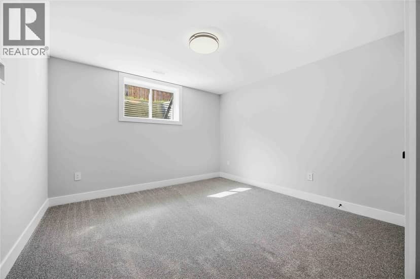 6927 Shoreside Drive — photo 37 of 40