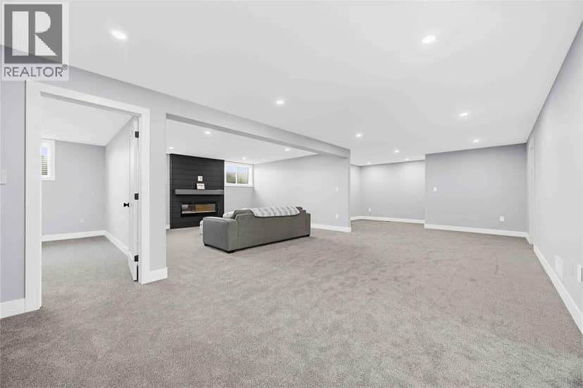 6927 Shoreside Drive — photo 34 of 40