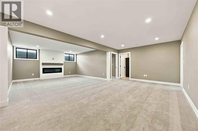 6747 Griffin Drive — photo 30 of 40