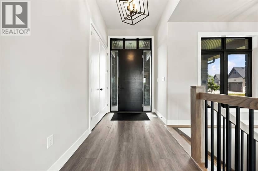 6747 Griffin Drive — photo 2 of 40