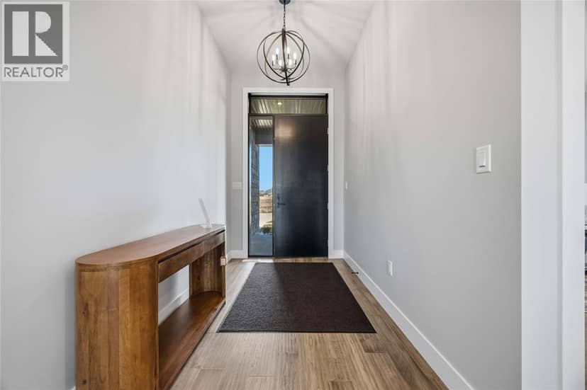 6936 Shoreside Drive — photo 2 of 40