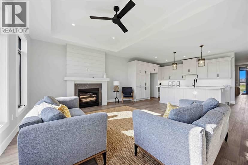 6936 Shoreside Drive — photo 4 of 40