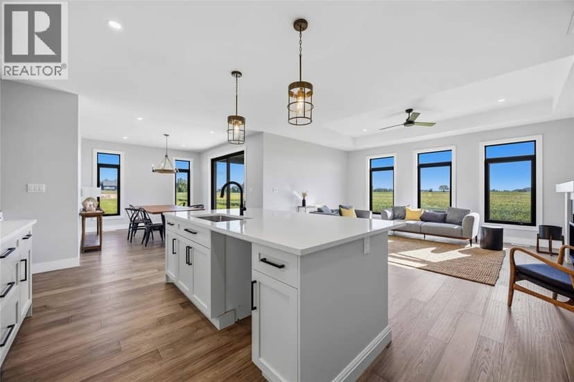6936 Shoreside Drive — photo 9 of 40