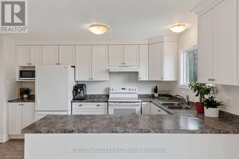 901 Ferguson Road — photo 16 of 40