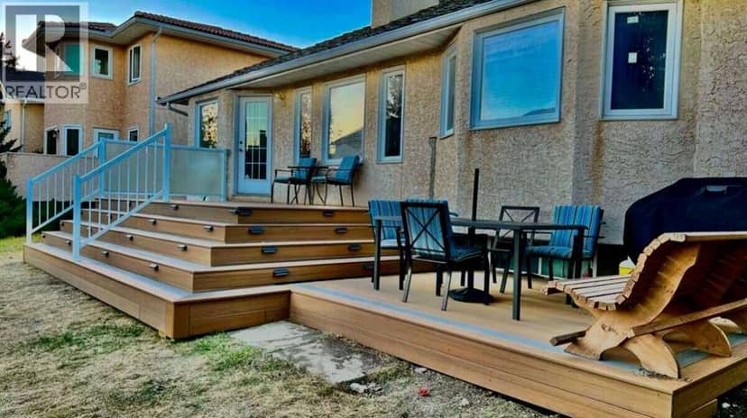 11 Hawkmount Heights NW — photo 40 of 40