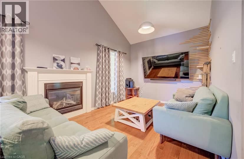 295 GATEHOUSE Drive — photo 13 of 38
