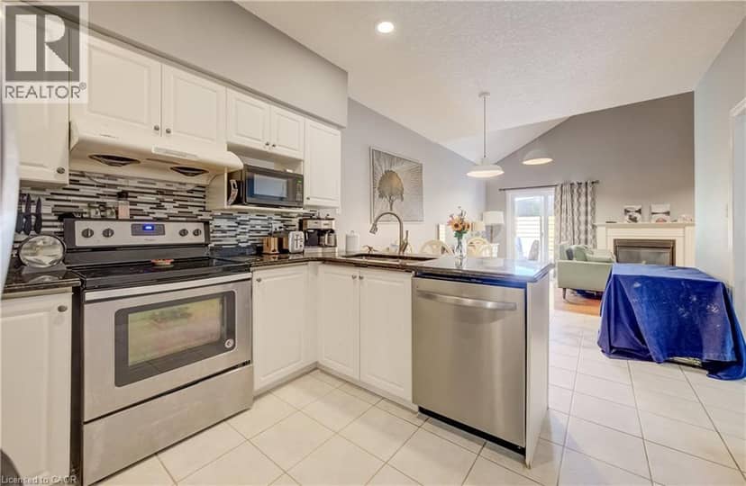 295 GATEHOUSE Drive — photo 9 of 38