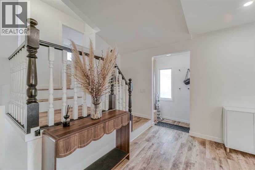 4035 Fonda Way SE — photo 14 of 40