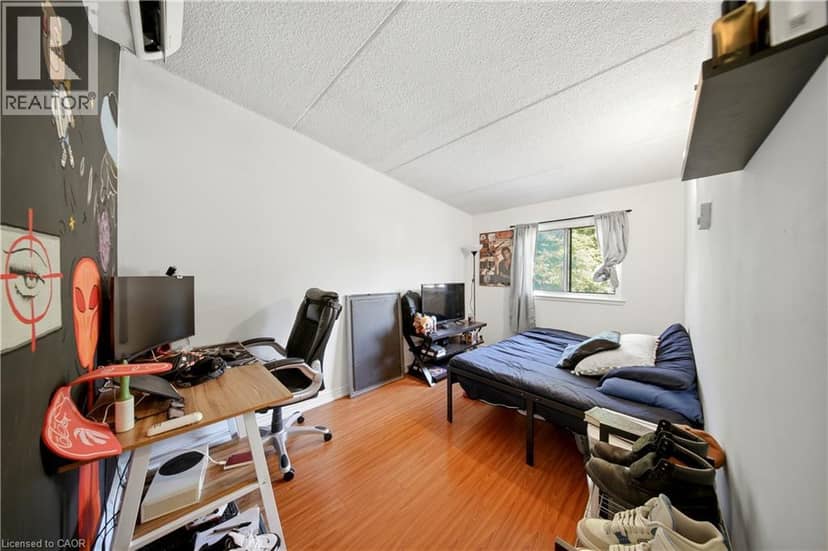180 MISSISSAUGA VALLEY Boulevard Unit# 201 — photo 24 of 40