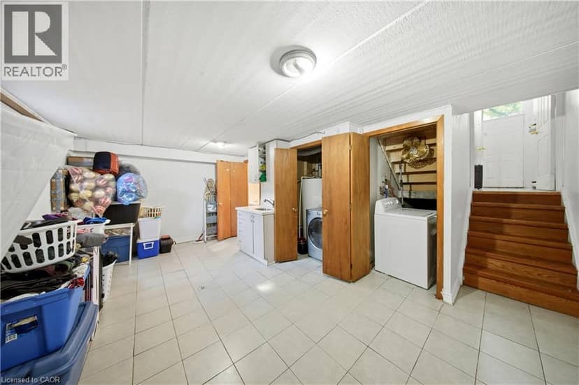 180 MISSISSAUGA VALLEY Boulevard Unit# 201 — photo 32 of 40