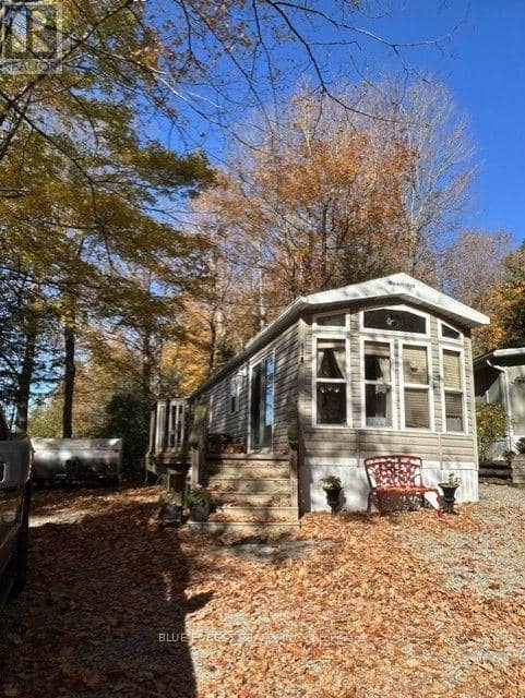 118 - 76735 Wildwood Line, Bluewater, photo 2