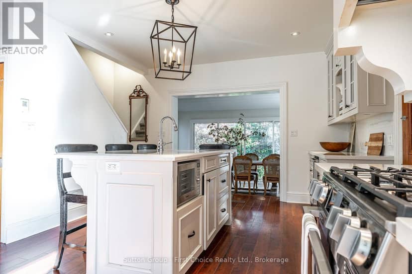 109 Cobourg Street — photo 24 of 40