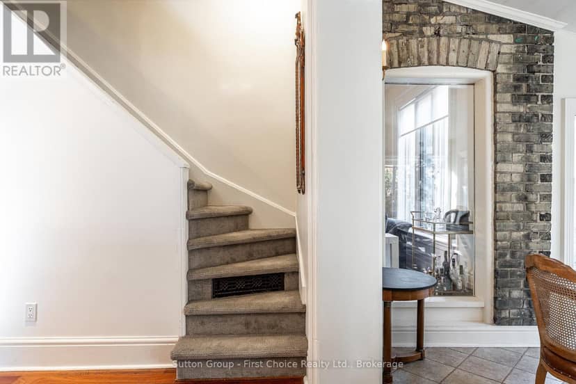 109 Cobourg Street — photo 36 of 40