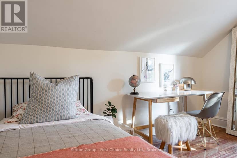 109 Cobourg Street — photo 37 of 40