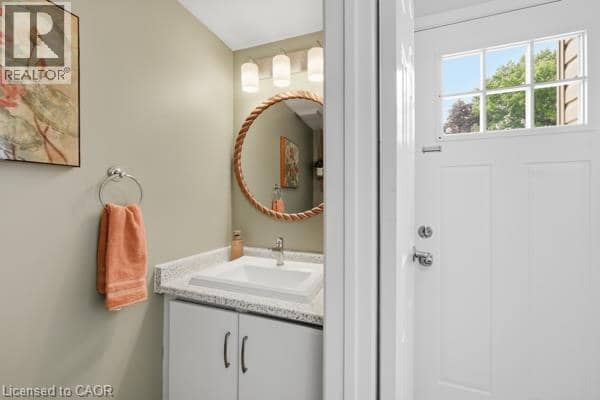 15 GREEN VALLEY Drive Unit# 41 — photo 10 of 36