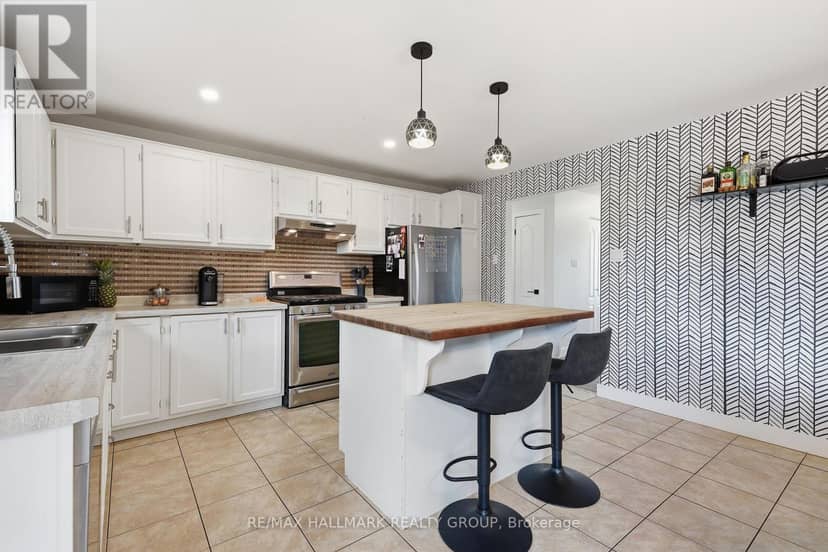1236 St Albert Road — photo 17 of 37
