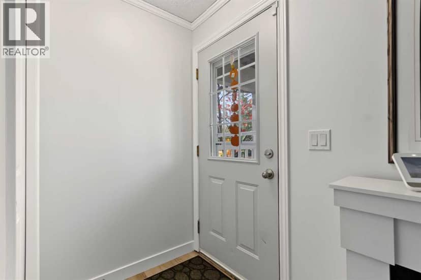 132 Shawmeadows Road SW, Calgary, photo 2