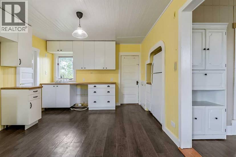 88111 658 Avenue E — photo 14 of 40