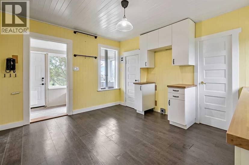 88111 658 Avenue E — photo 17 of 40