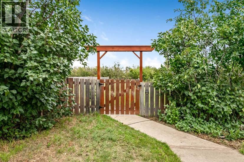 88111 658 Avenue E — photo 11 of 40