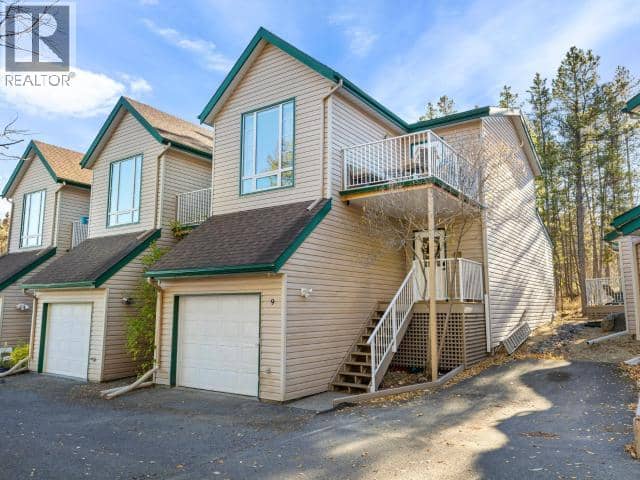 9-75 Thompson Road, Whitehorse
