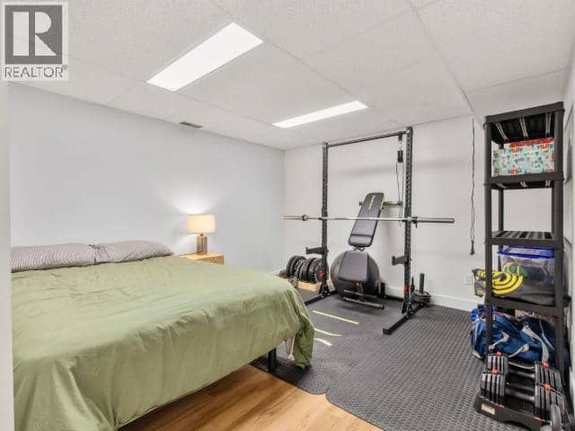 9-75 Thompson Road — photo 20 of 32