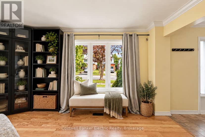 40 Stephen Avenue, Clarington, photo 5