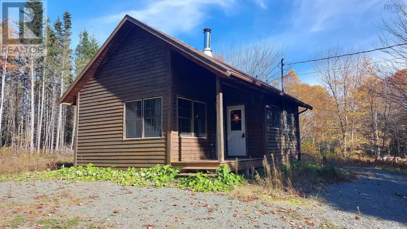 205 Helmuts Lane, Cleveland, photo 3