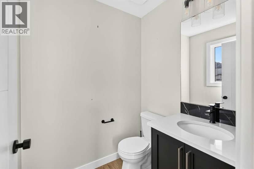 27 Evergreen Way — photo 10 of 23