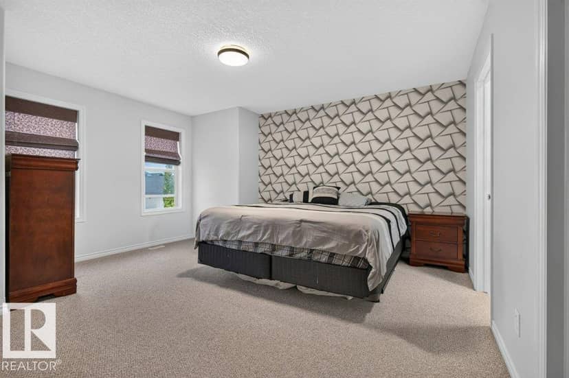 31 Douglas CR — photo 27 of 40