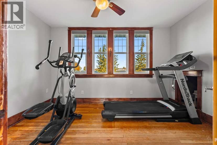 415 1 Street S — photo 26 of 40